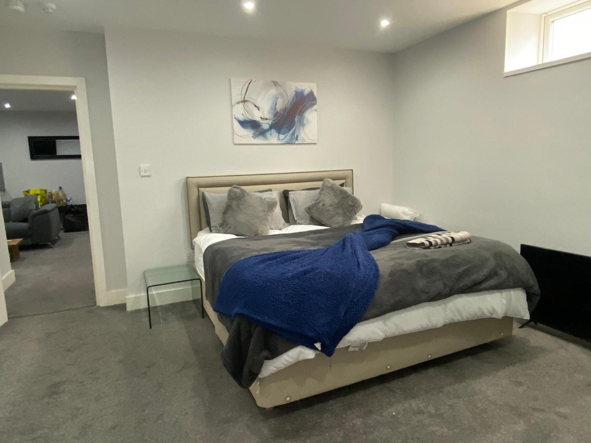10 St Andrews Apartment ลิธึม เซนต์ แอนน์ส ภายนอก รูปภาพ