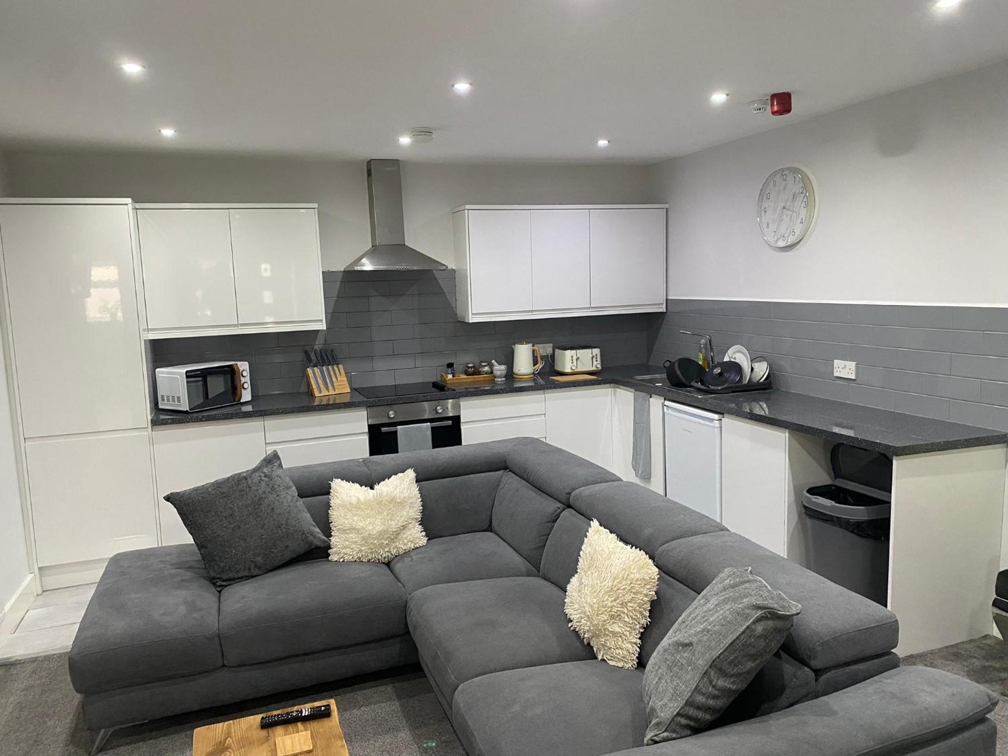 10 St Andrews Apartment ลิธึม เซนต์ แอนน์ส ภายนอก รูปภาพ